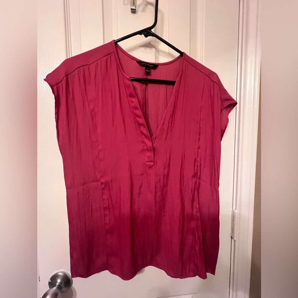 Banana Republic size small pink dolman top